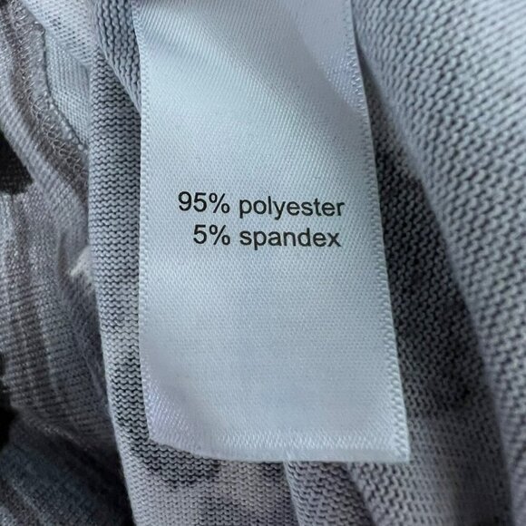 Maurices Womens Cheetah Print Top Long Sleeve Gray/Multi Size Medium Soft - Picture 8 of 8